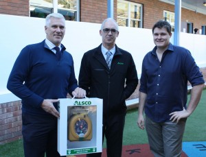 Ray Borg, Northern Region Business Manager of Alsco First Aid, presented the HeartSine defibrillator to Mr Wallis and acting Principal, Mr Steve Connelly, at Mosman Public School.
