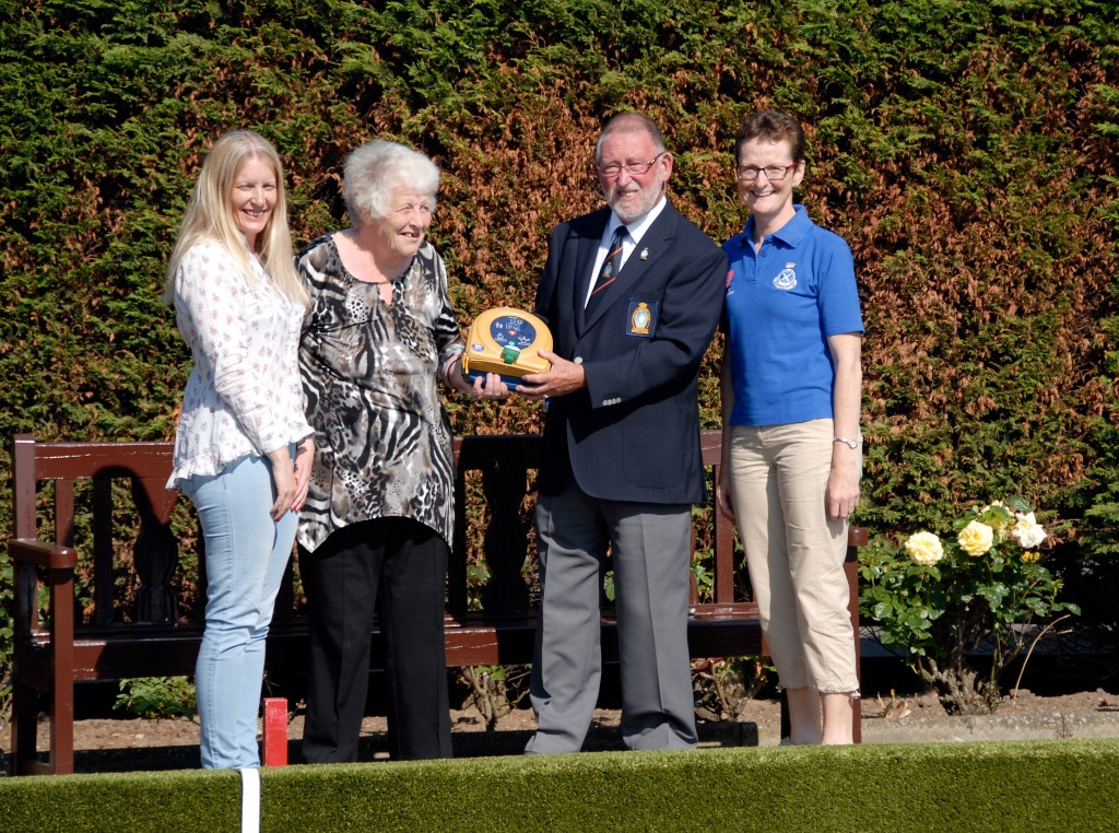 crail bowling club defibrillator 02